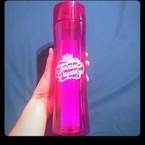 HOOTERS Pageant Water Bottle